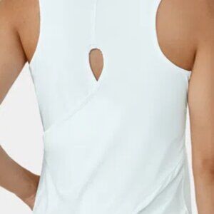 NWT - Womens For all the Curves Dry Fit Cut Out Tank - White and Blue